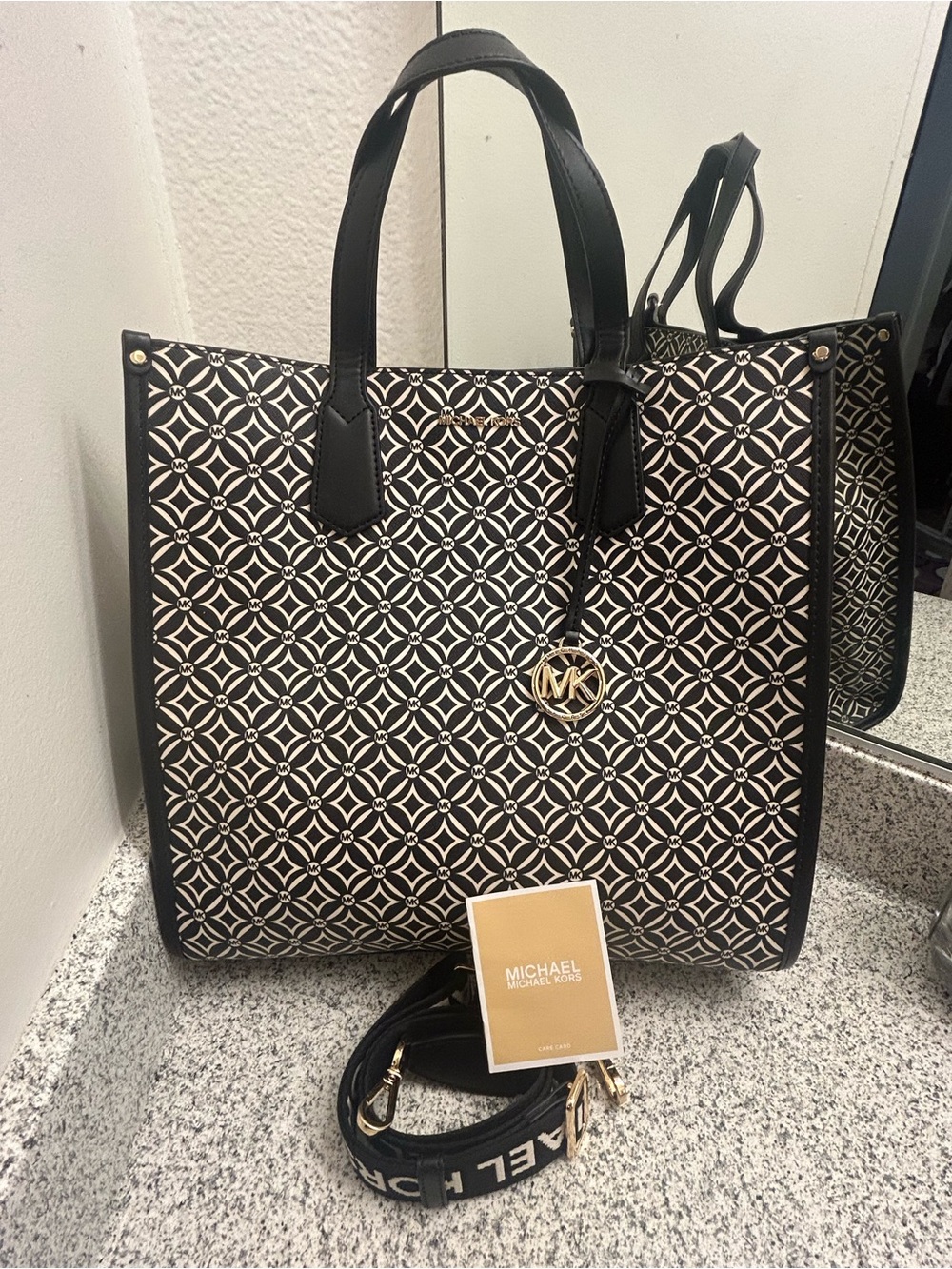 Michael Kors Black & Cream Mirella tote large